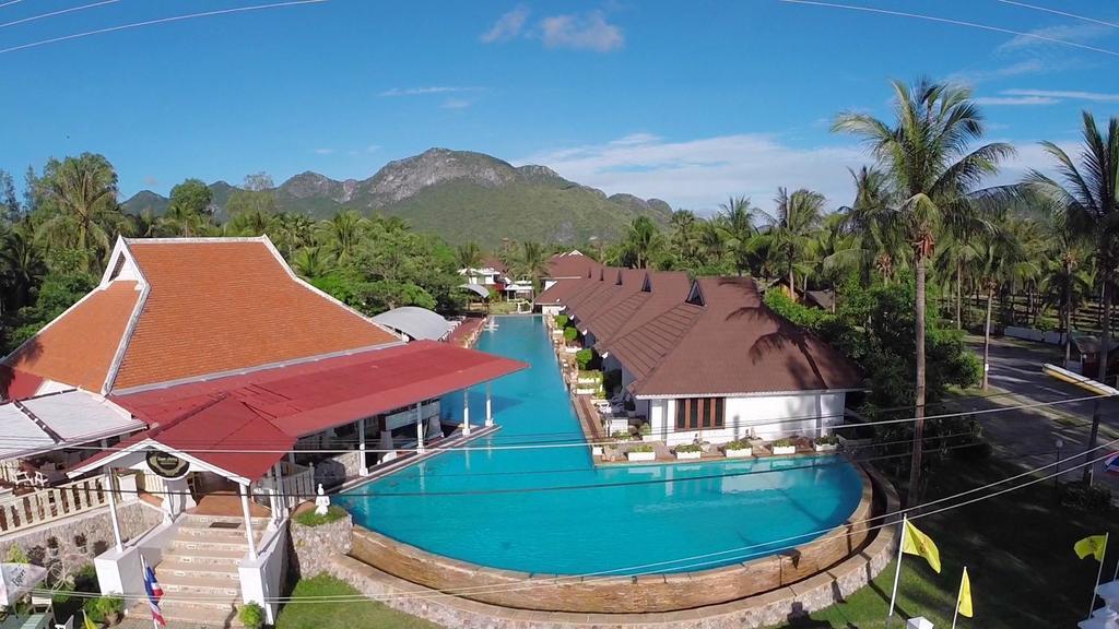 The Privacy Beach Resort & Spa Sam Roi Yot Exterior foto