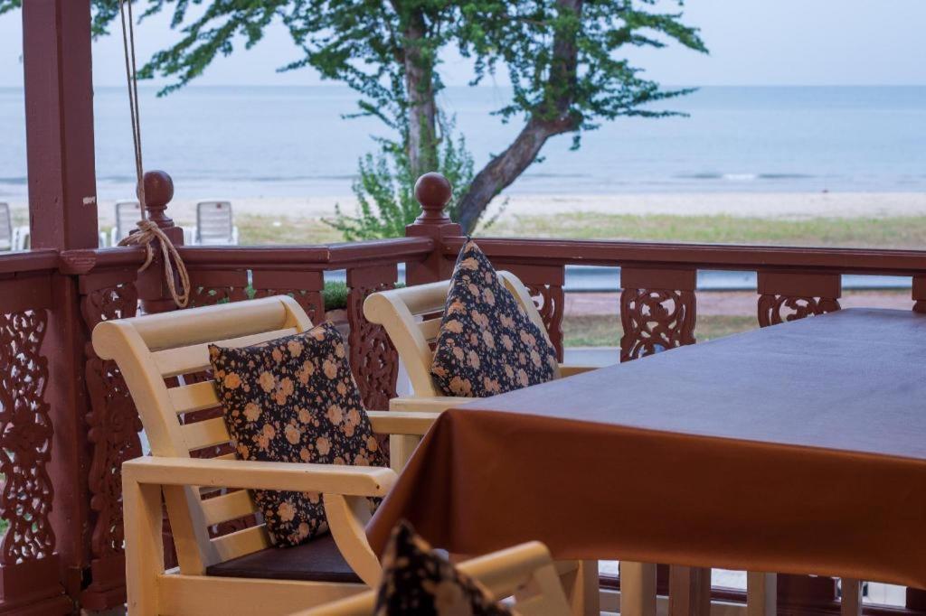 The Privacy Beach Resort & Spa Sam Roi Yot Exterior foto